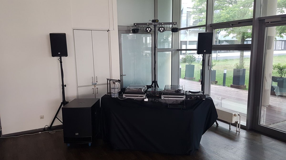 dj equipment
