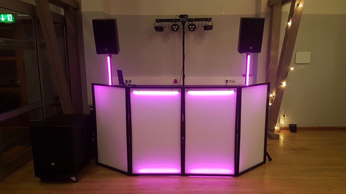dj equipment