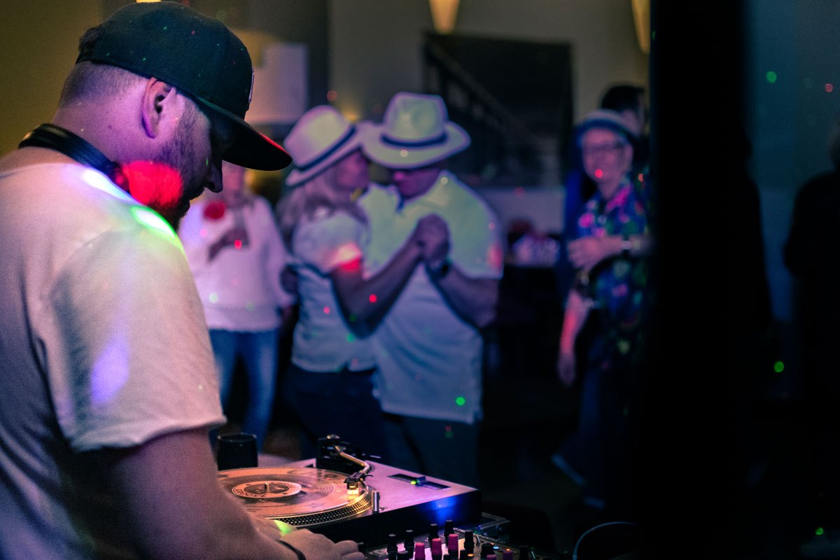 chriss groove wedding dj